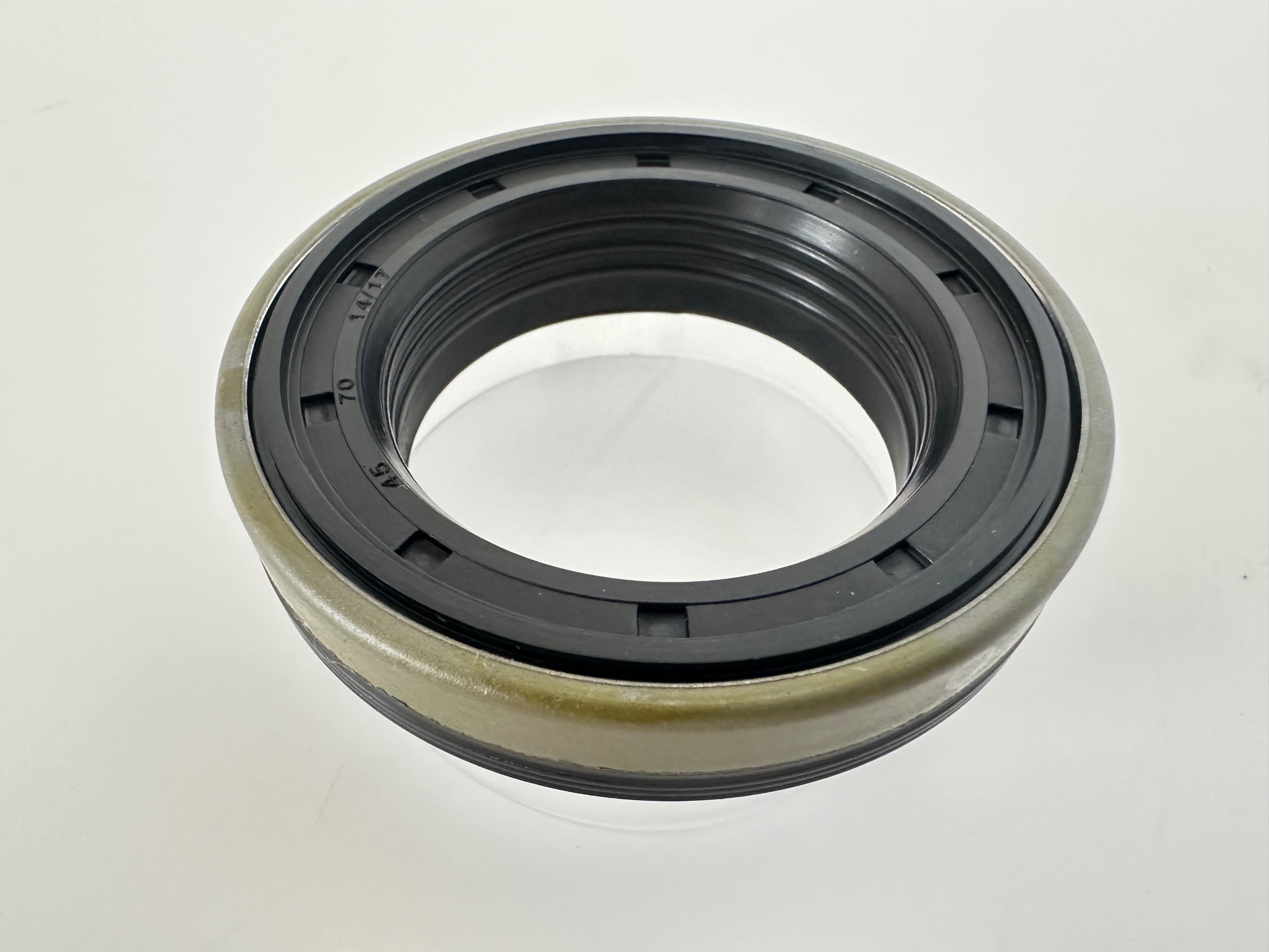 Source image for Cool Rotating Oil Seal Product Showcase for E-commerce